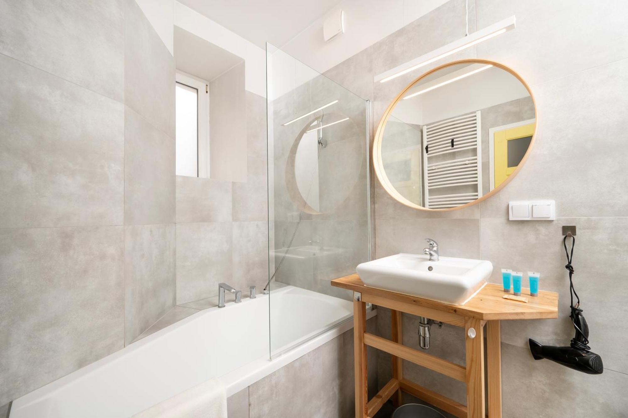 Central Family Apartment Łódź Dış mekan fotoğraf